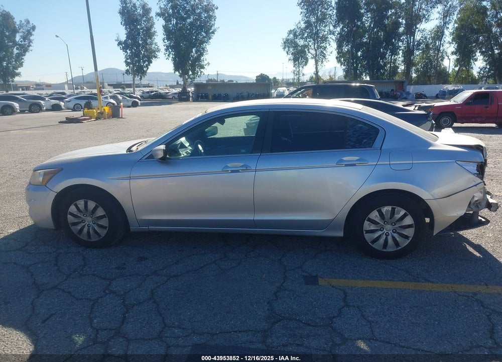 2011 HONDA ACCORD 2.4 LX VIN: 1HGCP2F31BA020505