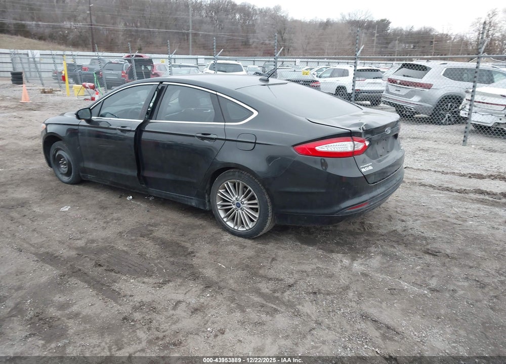2015 FORD FUSION SE VIN: 3FA6P0HD2FR241263