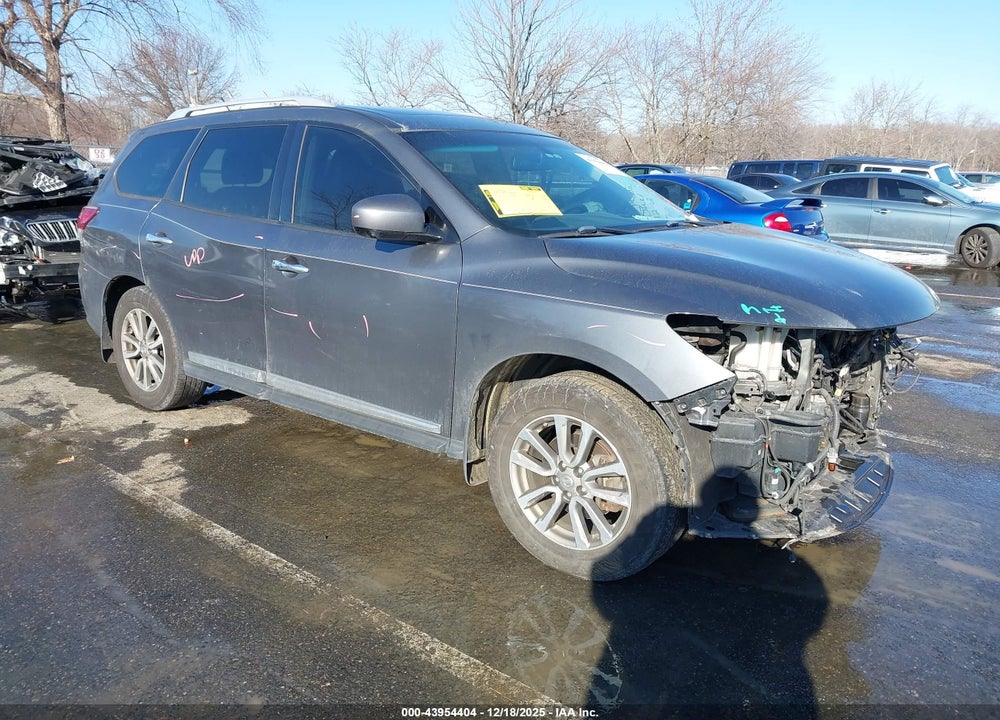2016 NISSAN PATHFINDER SL VIN: 5N1AR2MM0GC608611