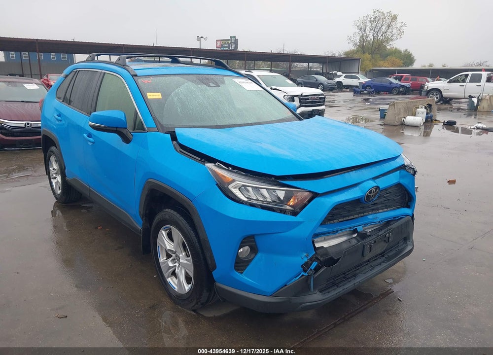 2021 TOYOTA RAV4 XLE VIN: JTMW1RFVXMD072322