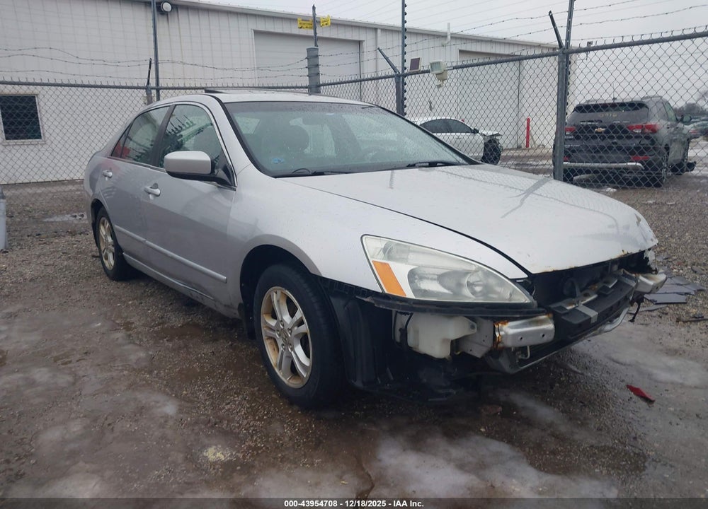 2007 HONDA ACCORD 2.4 EX VIN: 1HGCM56897A112121
