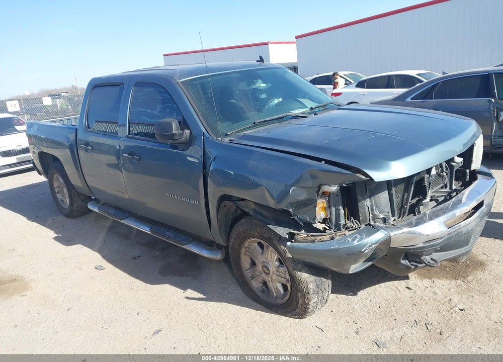 2011 CHEVROLET SILVERADO 1500 LT VIN: 3GCPCSE0XBG341964