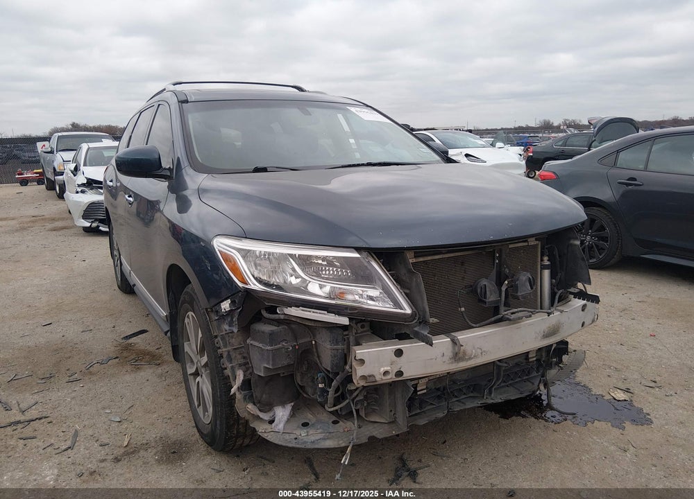 2013 NISSAN PATHFINDER SL VIN: 5N1AR2MN8DC611888