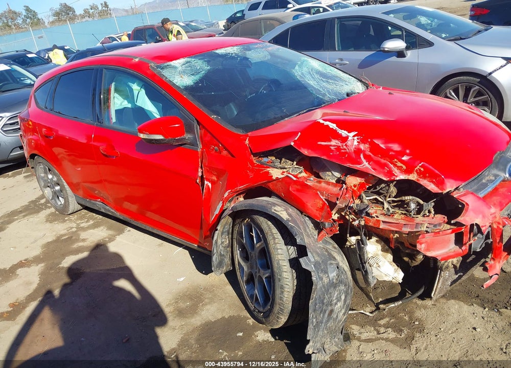 2014 FORD FOCUS SE VIN: 1FADP3K25EL414884