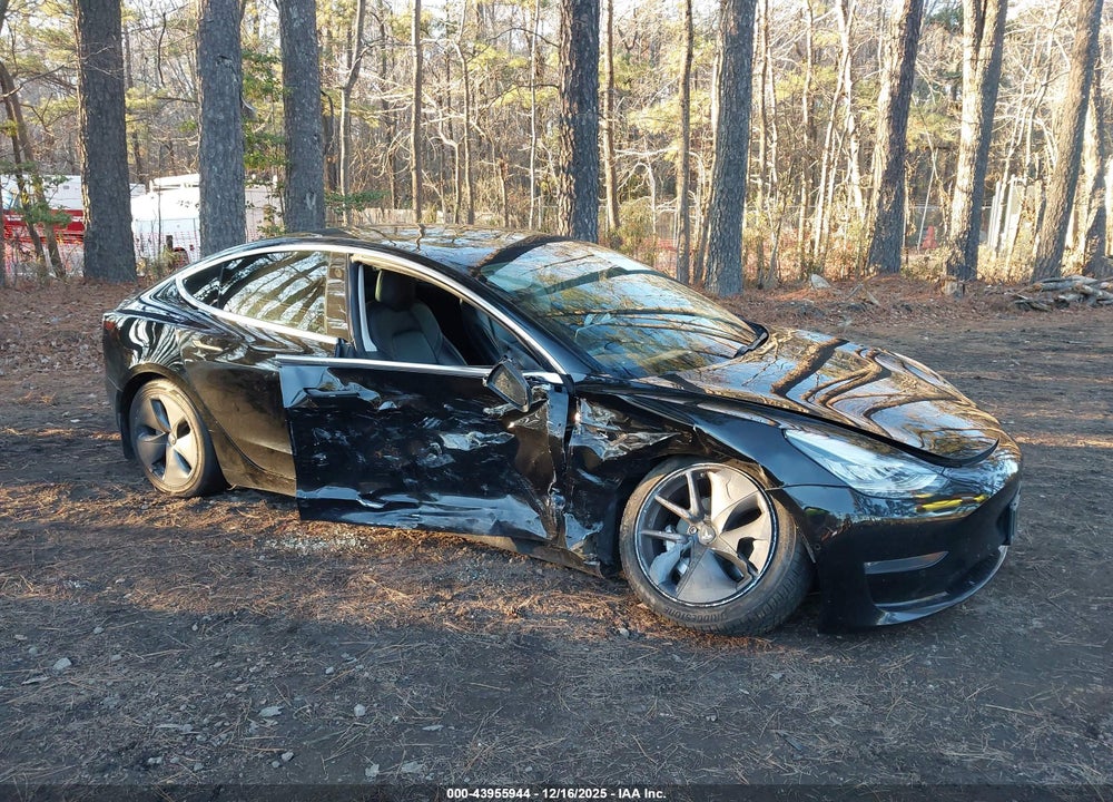 2019 TESLA MODEL 3 VIN: 5YJ3E1EA8KF424651