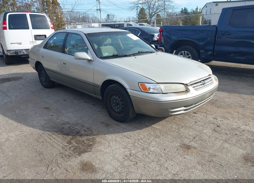 1999 TOYOTA CAMRY LE VIN: JT2BG22K7X0337976