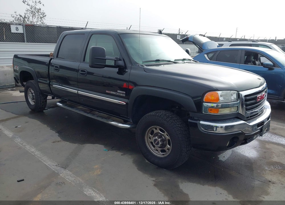 2006 GMC SIERRA 2500HD SLT VIN: 1GTHK23D26F208412