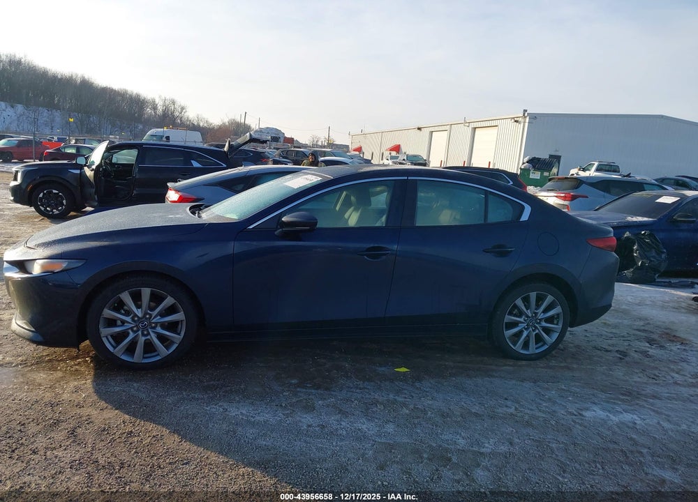2024 MAZDA 3 2.5 S PREFERRED VIN: 3MZBPACM9RM415057