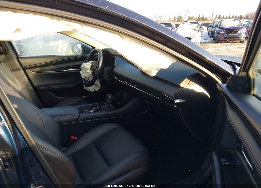 2024 MAZDA 3 2.5 S PREFERRED VIN: 3MZBPACM9RM415057