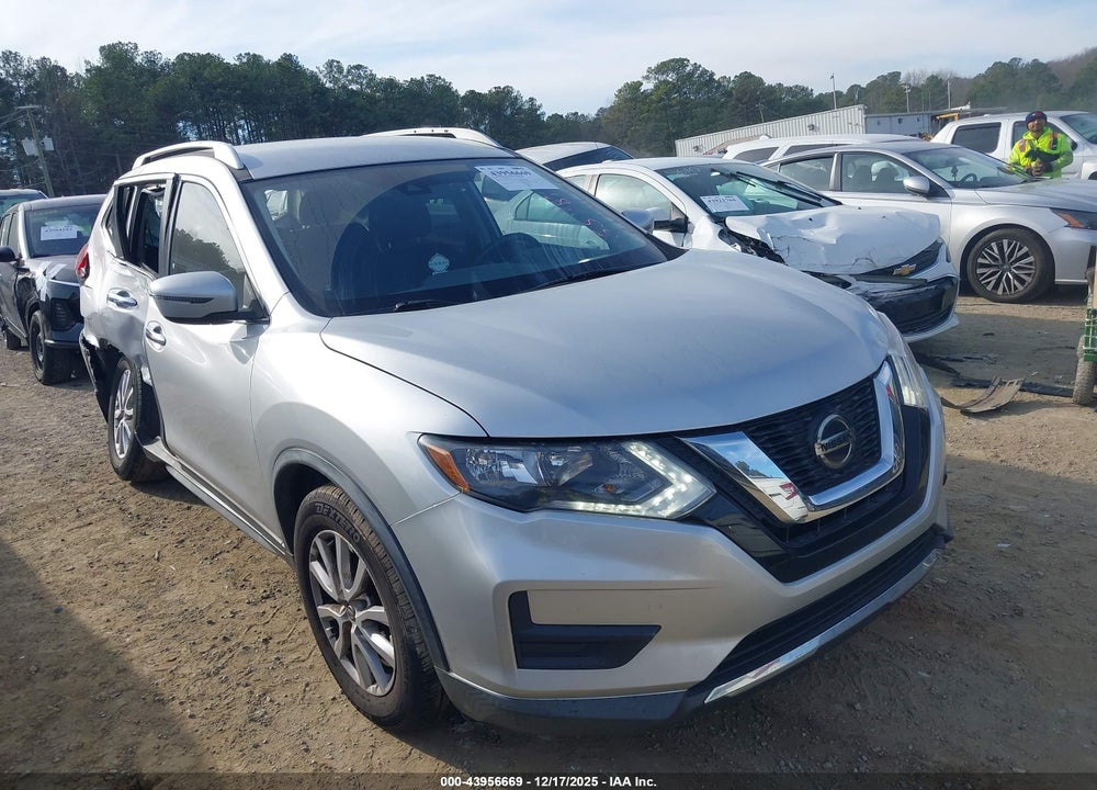2019 NISSAN ROGUE SV VIN: KNMAT2MT6KP559817