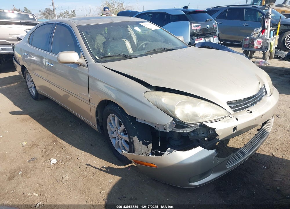 2003 LEXUS ES 300 VIN: JTHBF30G130136131