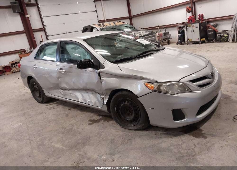 2011 TOYOTA COROLLA LE VIN: 2T1BU4EE2BC628353