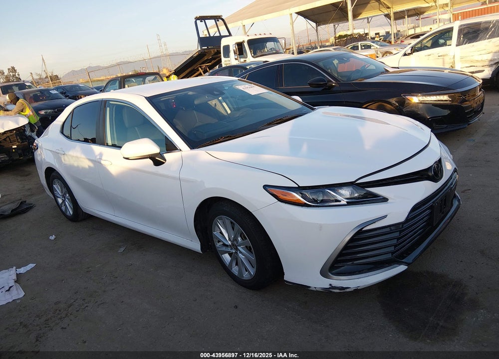 2021 TOYOTA CAMRY LE VIN: 4T1C11AK8MU552274