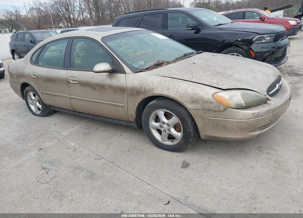 2001 FORD TAURUS SES VIN: 1FAFP55U01A277568