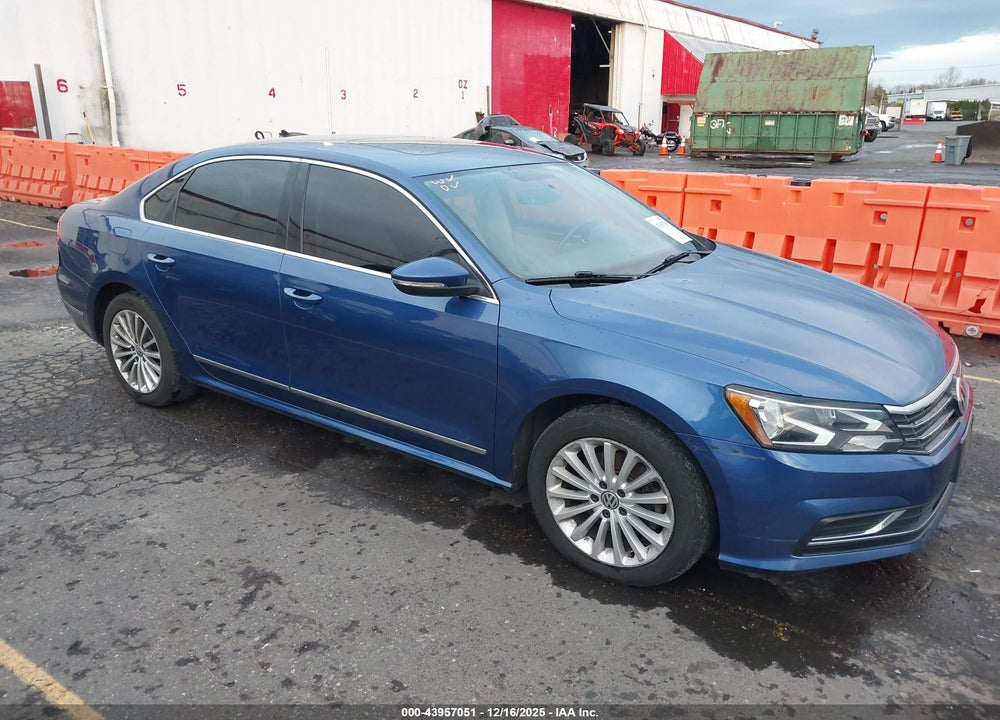 2017 VOLKSWAGEN PASSAT VIN: 1VWBT7A32HC021411