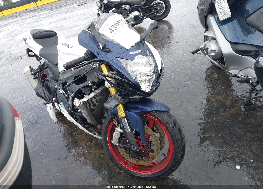 2025 SUZUKI GSX-R750 VIN: JS1GR7MA4S7100297