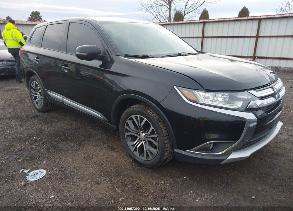 2018 MITSUBISHI OUTLANDER SE VIN: JA4AZ3A33JZ007231
