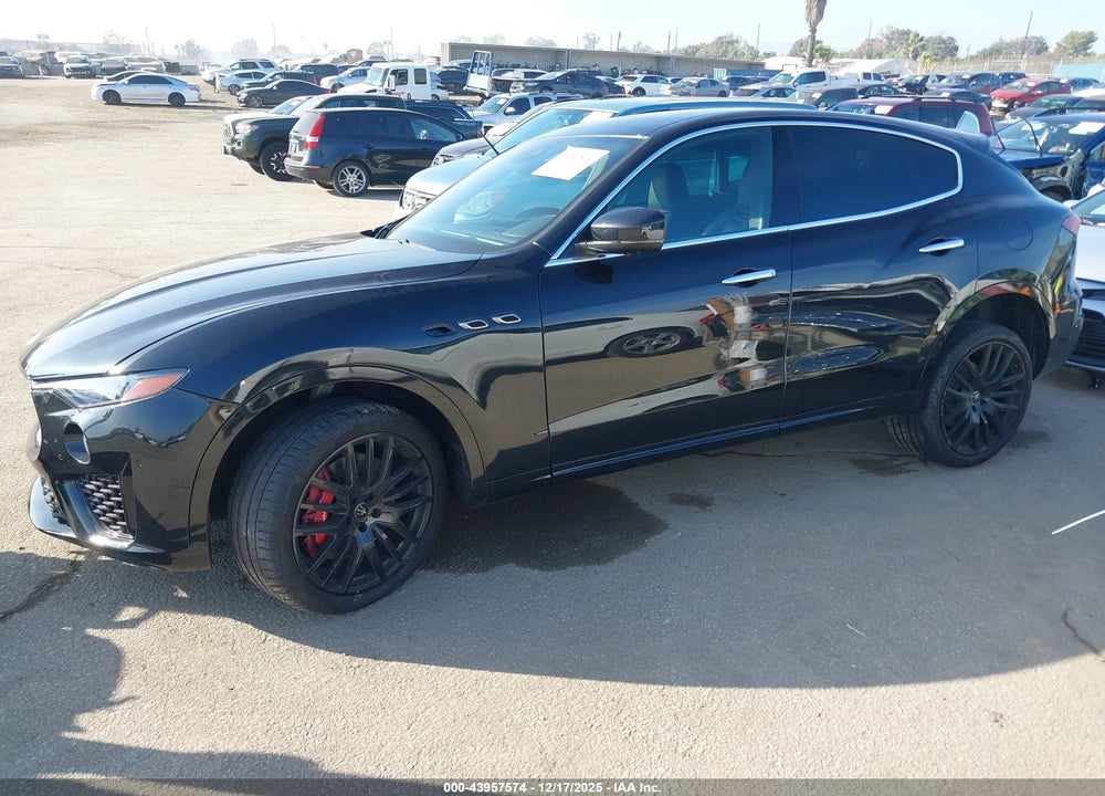 2024 MASERATI LEVANTE MODENA ULTIMA VIN: ZN661YUM3RX443734