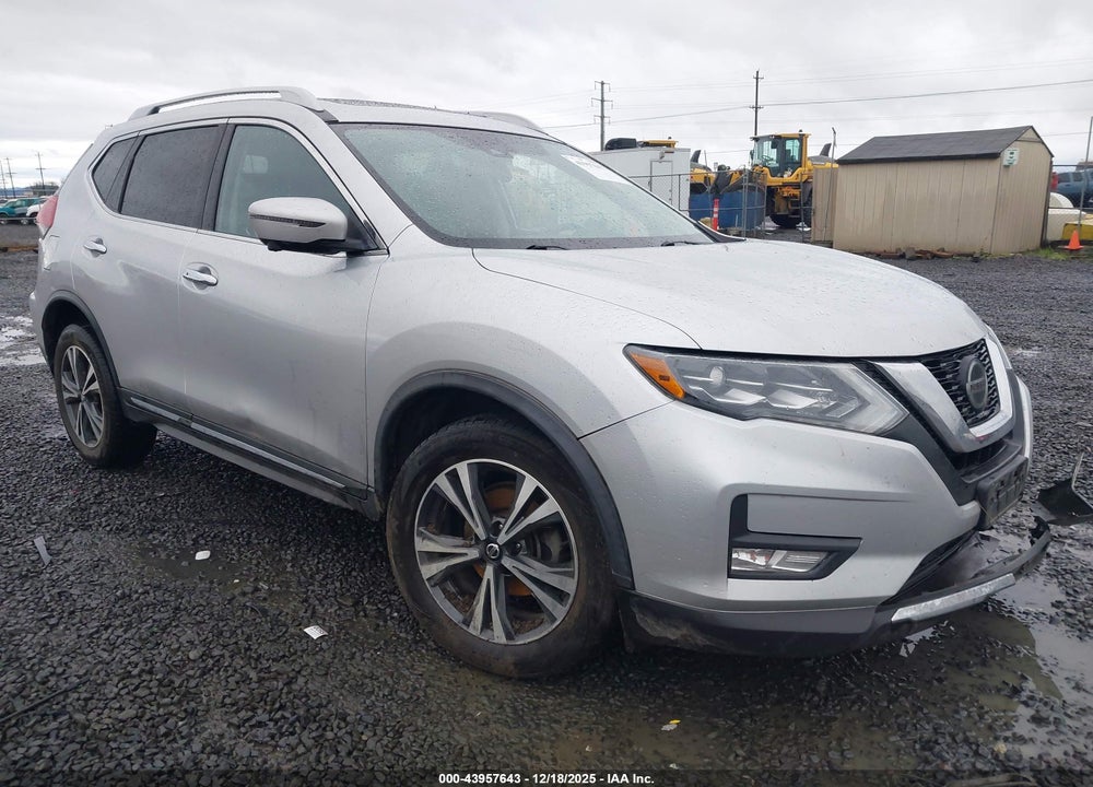 2018 NISSAN ROGUE SL VIN: JN8AT2MV1JW309301