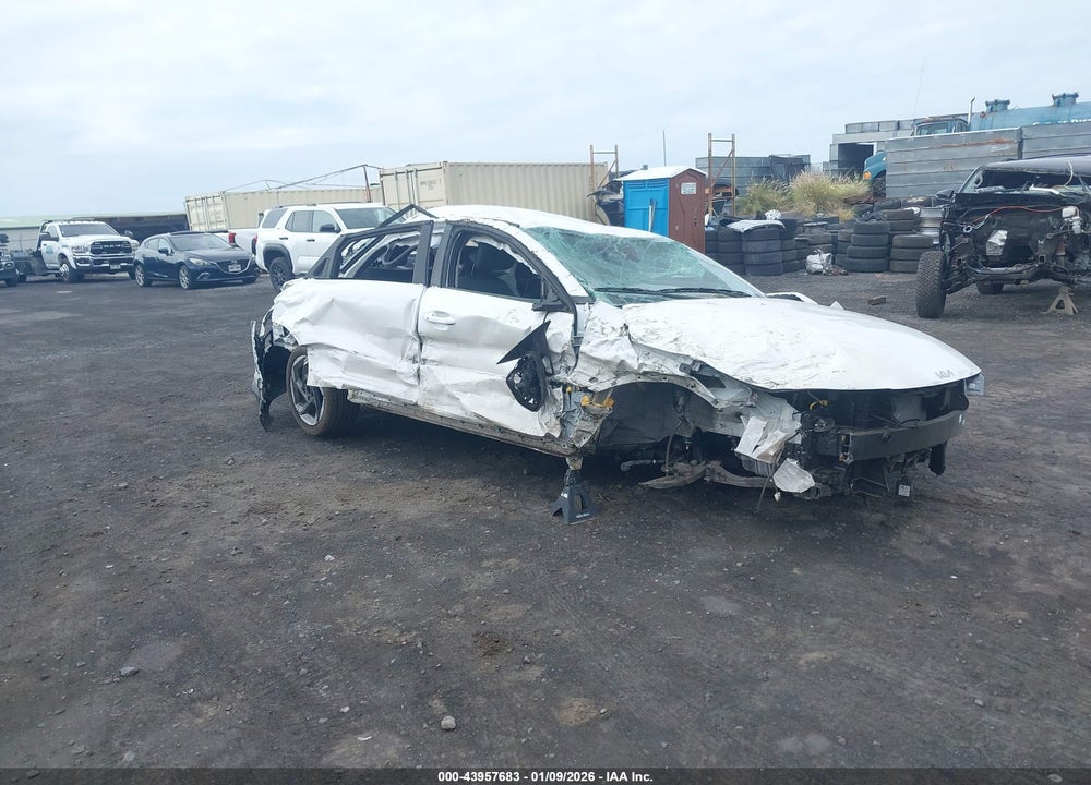 2025 KIA K4 EX VIN: 3KPFU4DE9SE040034