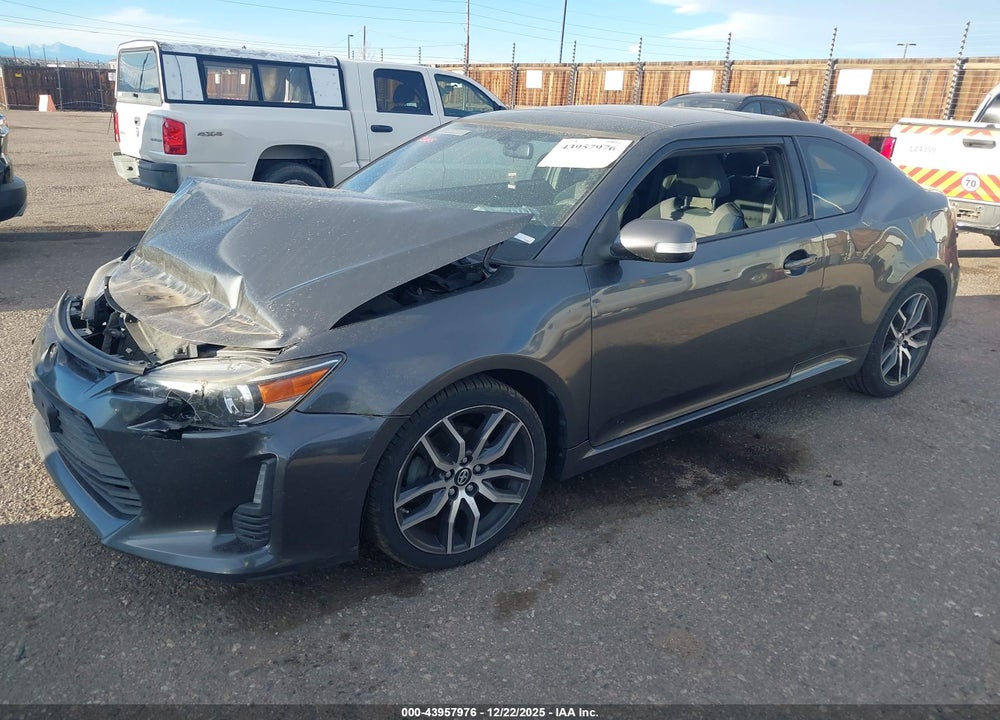 2015 SCION TC VIN: JTKJF5C72F3091555