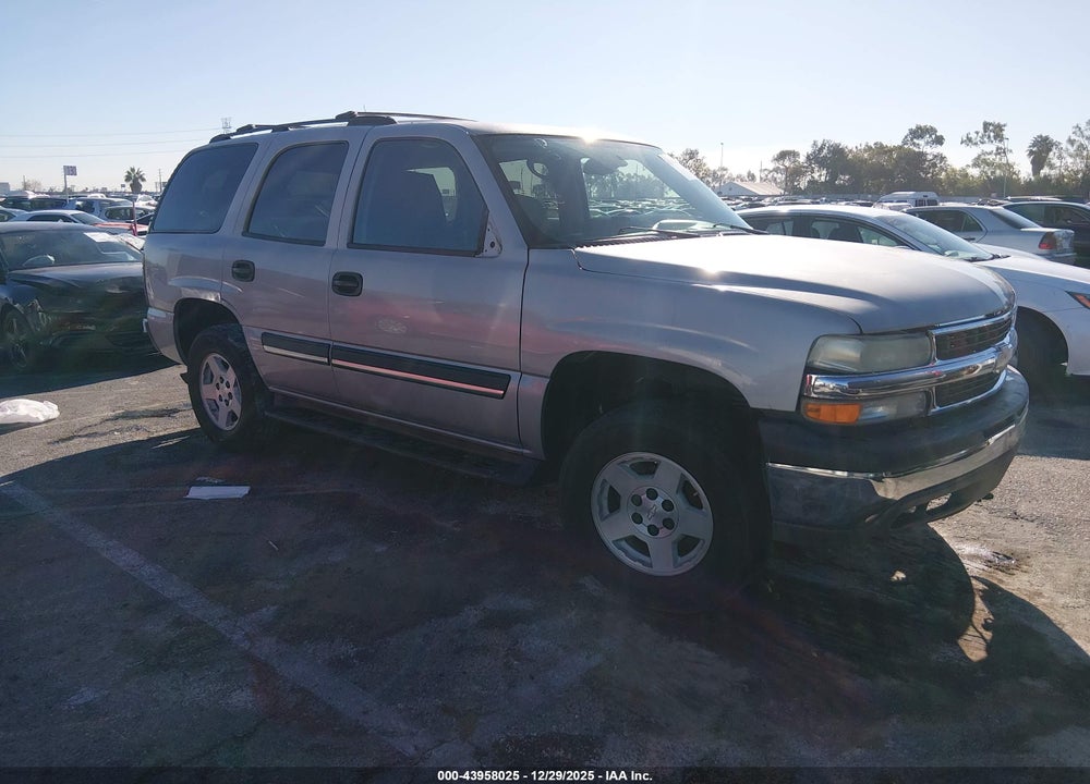 2004 CHEVROLET TAHOE LS VIN: 1GNEC13V64J276054