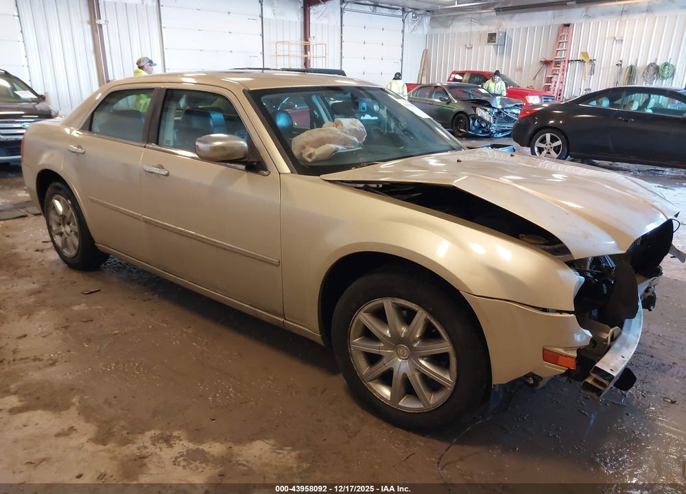 2010 CHRYSLER 300 LIMITED VIN: 2C3CA3CV0AH189043