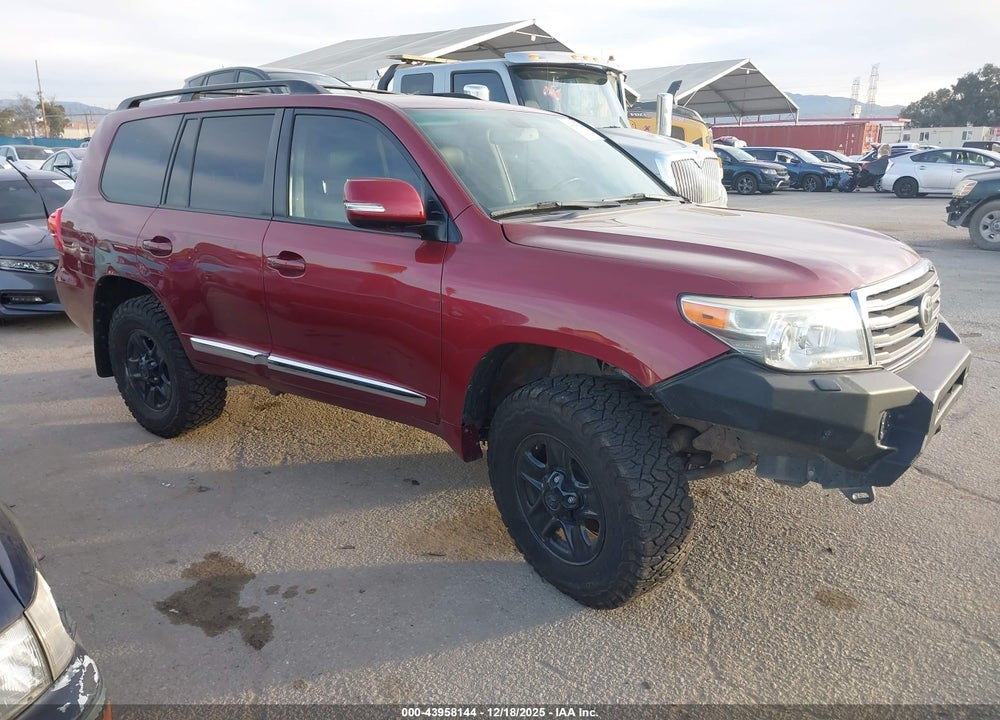 2014 TOYOTA LAND CRUISER V8 VIN: JTMHY7AJ0E4022155