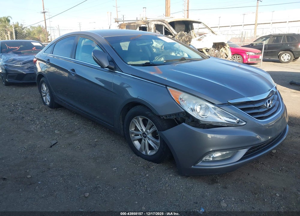 2013 HYUNDAI SONATA GLS VIN: 5NPEB4AC0DH786939