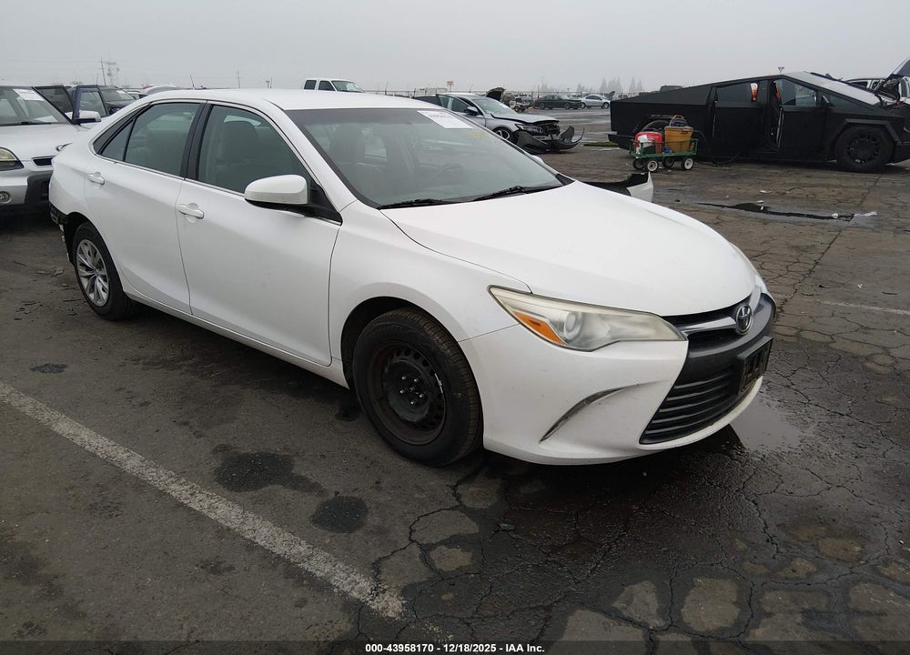 2015 TOYOTA CAMRY LE VIN: 4T1BF1FK8FU497138