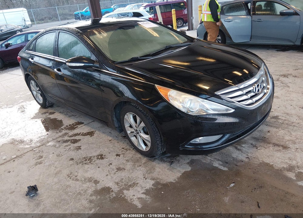 2011 HYUNDAI SONATA LIMITED VIN: 5NPEC4AC7BH010186