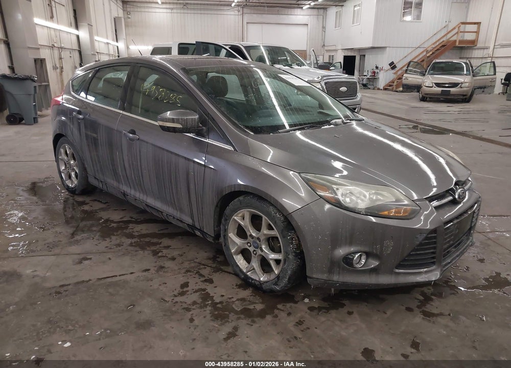 2014 FORD FOCUS TITANIUM VIN: 1FADP3N27EL224421