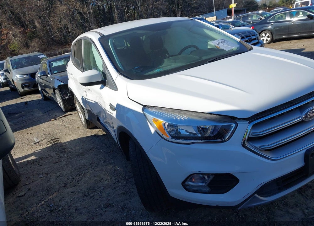2019 FORD ESCAPE SE VIN: 1FMCU9GD5KUA83639