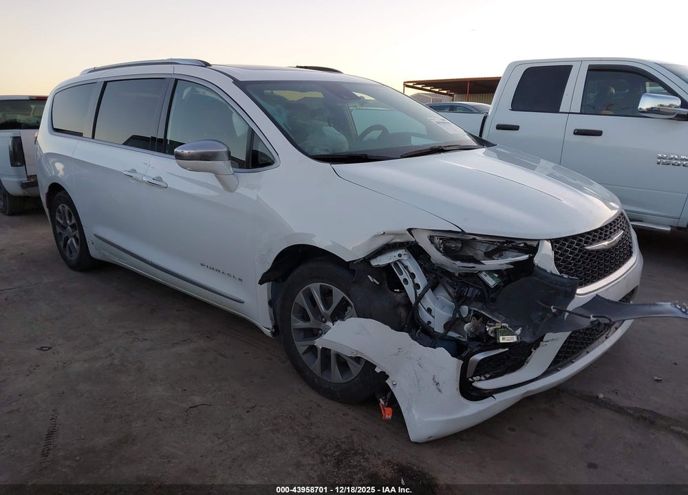 2024 CHRYSLER PACIFICA HYBRID PINNACLE VIN: 2C4RC1N71RR104283