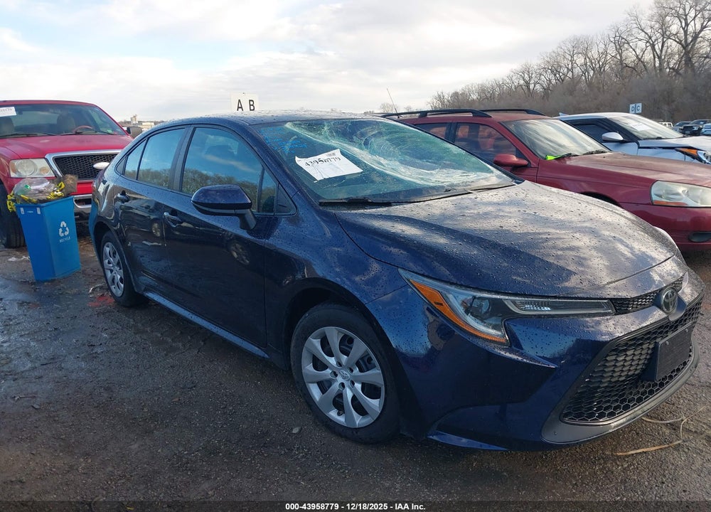 2022 TOYOTA COROLLA LE VIN: 5YFEPMAE5NP279428