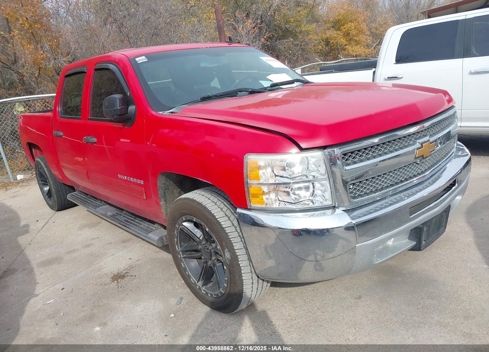 2013 CHEVROLET SILVERADO 1500 LT VIN: 3GCPCSE08DG187273