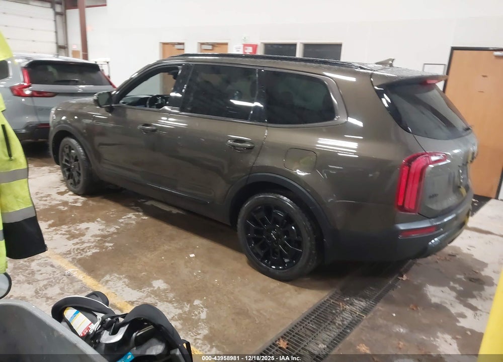 2022 KIA TELLURIDE SX VIN: 5XYP5DHC0NG289372
