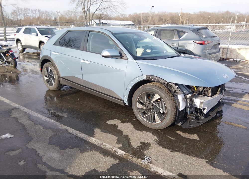 2025 HYUNDAI IONIQ 5 SE STANDARD RANGE VIN: 7YAKM4DB4SY037193