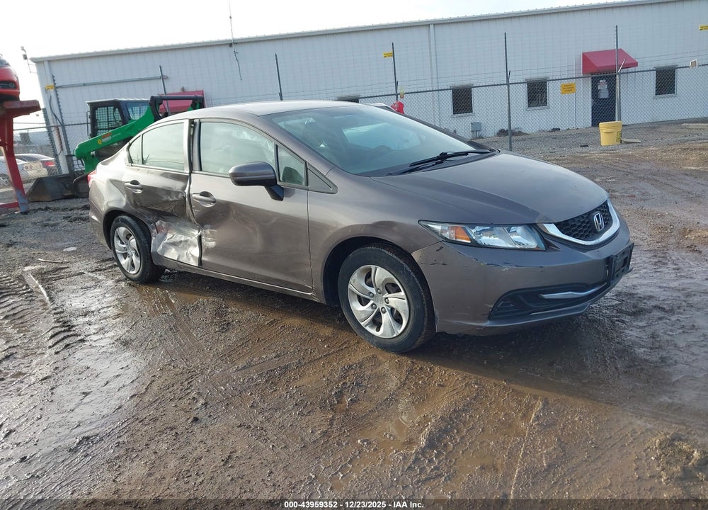2014 HONDA CIVIC LX VIN: 19XFB2F51EE049113