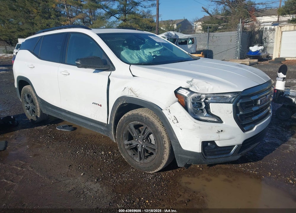 2024 GMC TERRAIN AWD AT4 VIN: 3GKALYEG0RL141915