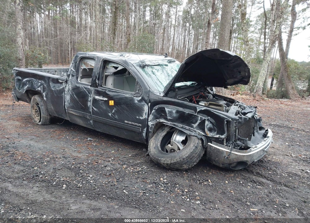 2011 GMC SIERRA 1500 SLE VIN: 1GTR1VE01BZ186169