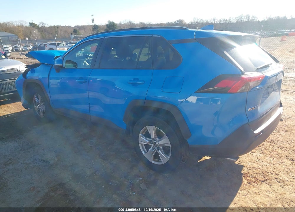 2021 TOYOTA RAV4 XLE VIN: 2T3W1RFV5MW117492