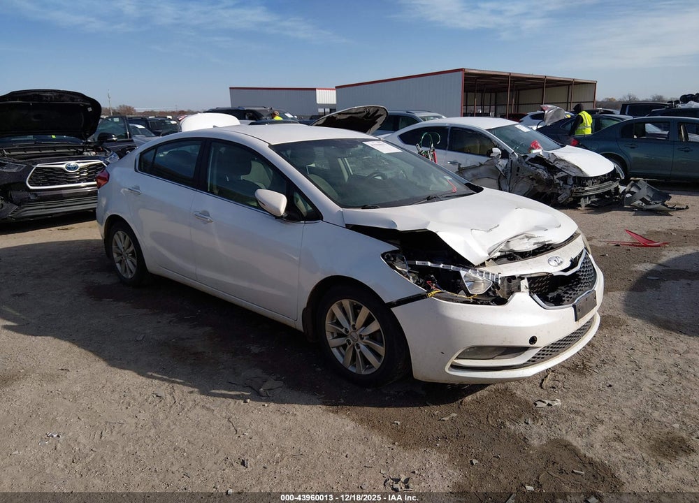 2015 KIA FORTE EX VIN: KNAFX4A80F5281128