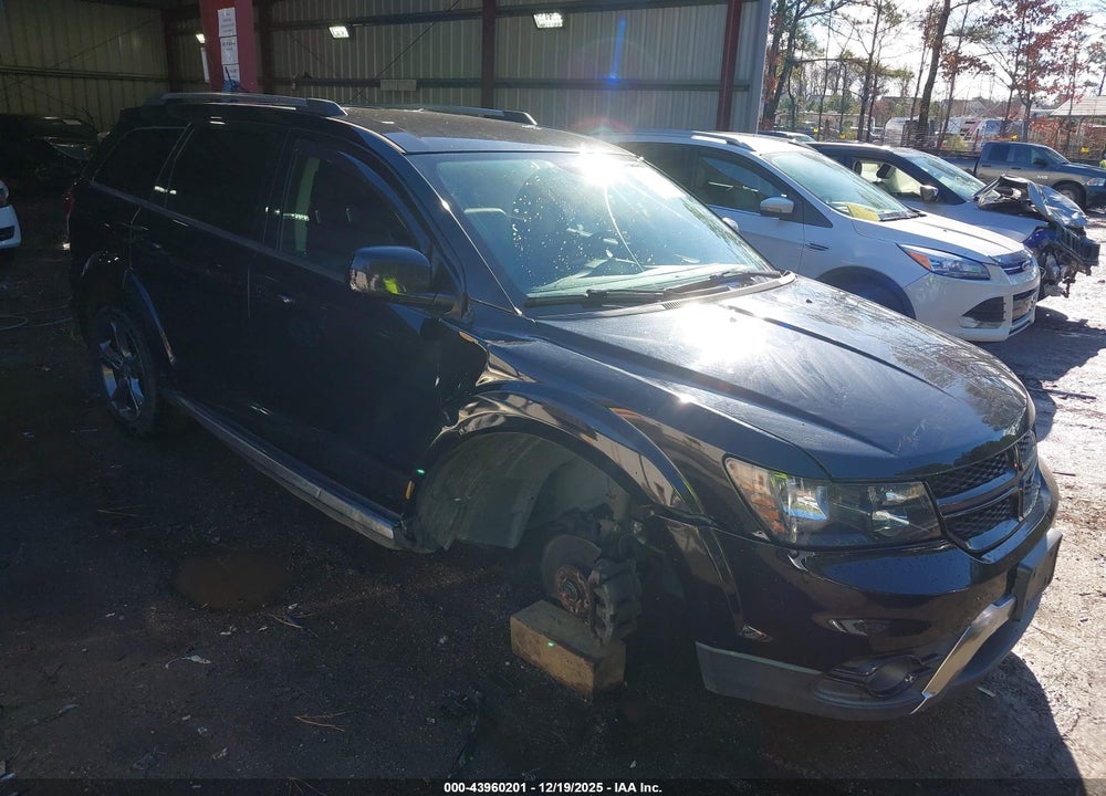 2017 DODGE JOURNEY CROSSROAD PLUS VIN: 3C4PDCGB5HT547582