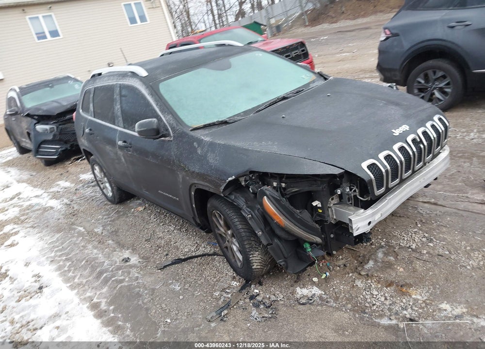 2016 JEEP CHEROKEE LATITUDE VIN: 1C4PJLCS6GW258380