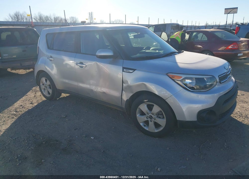 2018 KIA SOUL VIN: KNDJN2A25J7598323