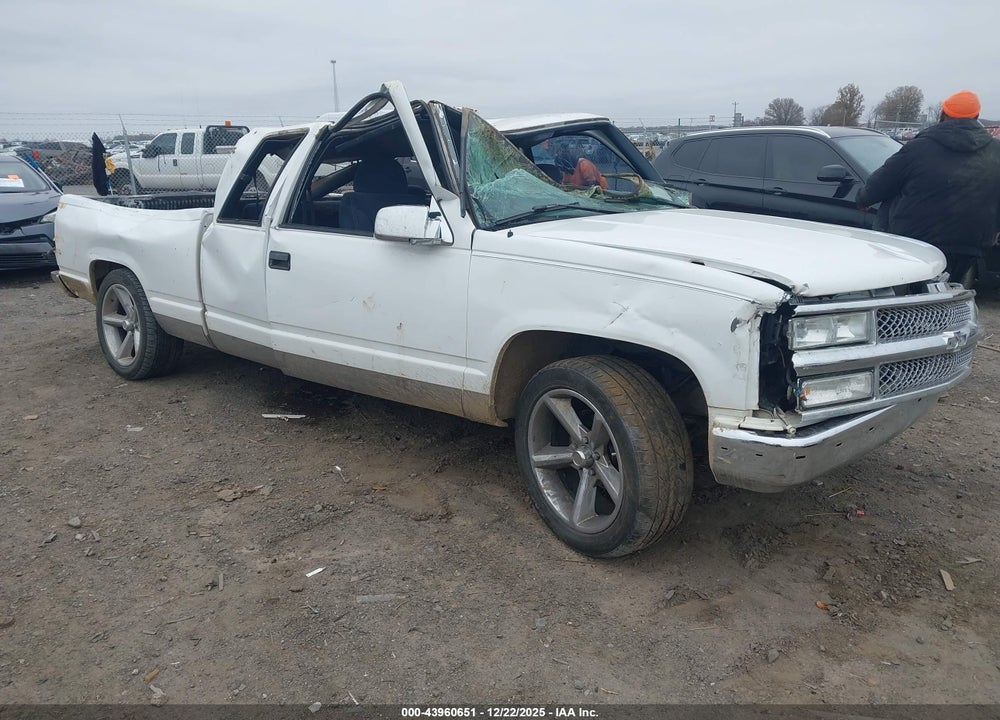 1997 CHEVROLET C1500 FLEETSIDE VIN: 1GCEC19R2VE239290