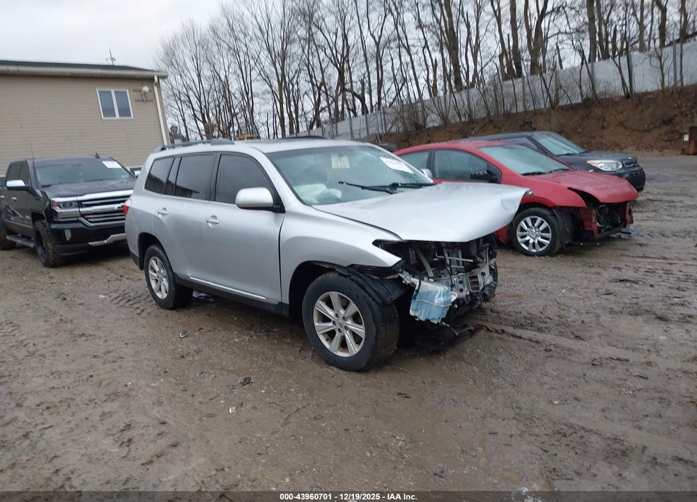 2012 TOYOTA HIGHLANDER SE V6 VIN: 5TDBK3EH6CS146228