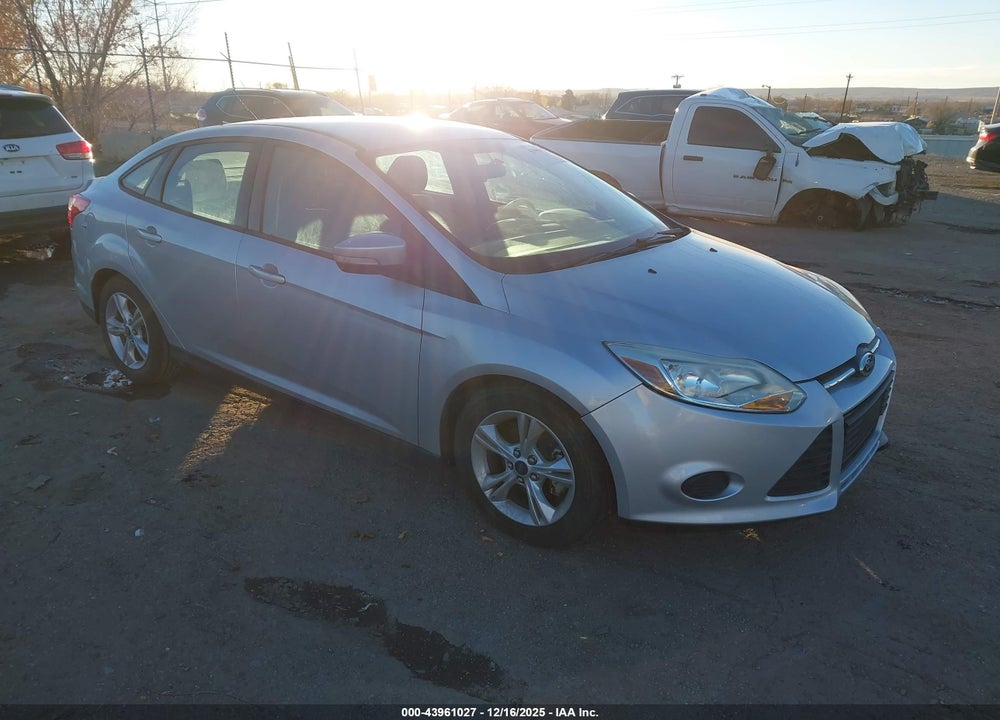 2014 FORD FOCUS SE VIN: 1FADP3F22EL184604