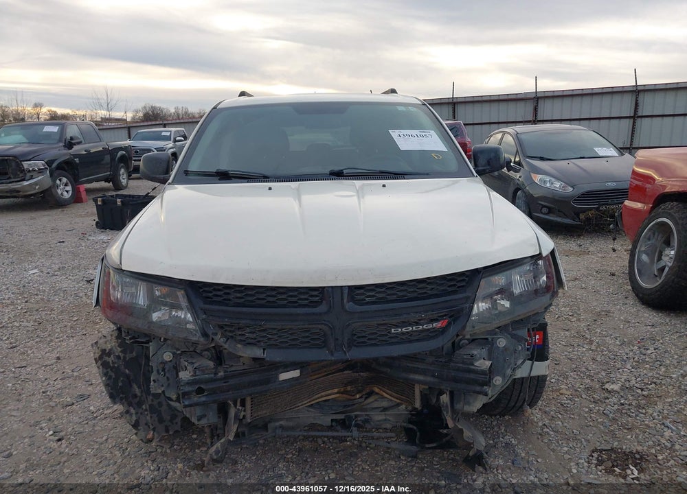 2018 DODGE JOURNEY SXT VIN: 3C4PDCBB1JT172531